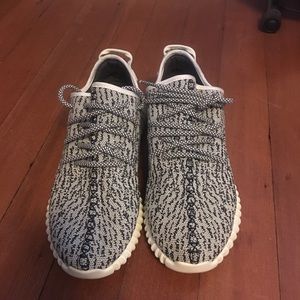 ADIDAS YEEZY BOOST TURTLEDOVE SIZE 9.5